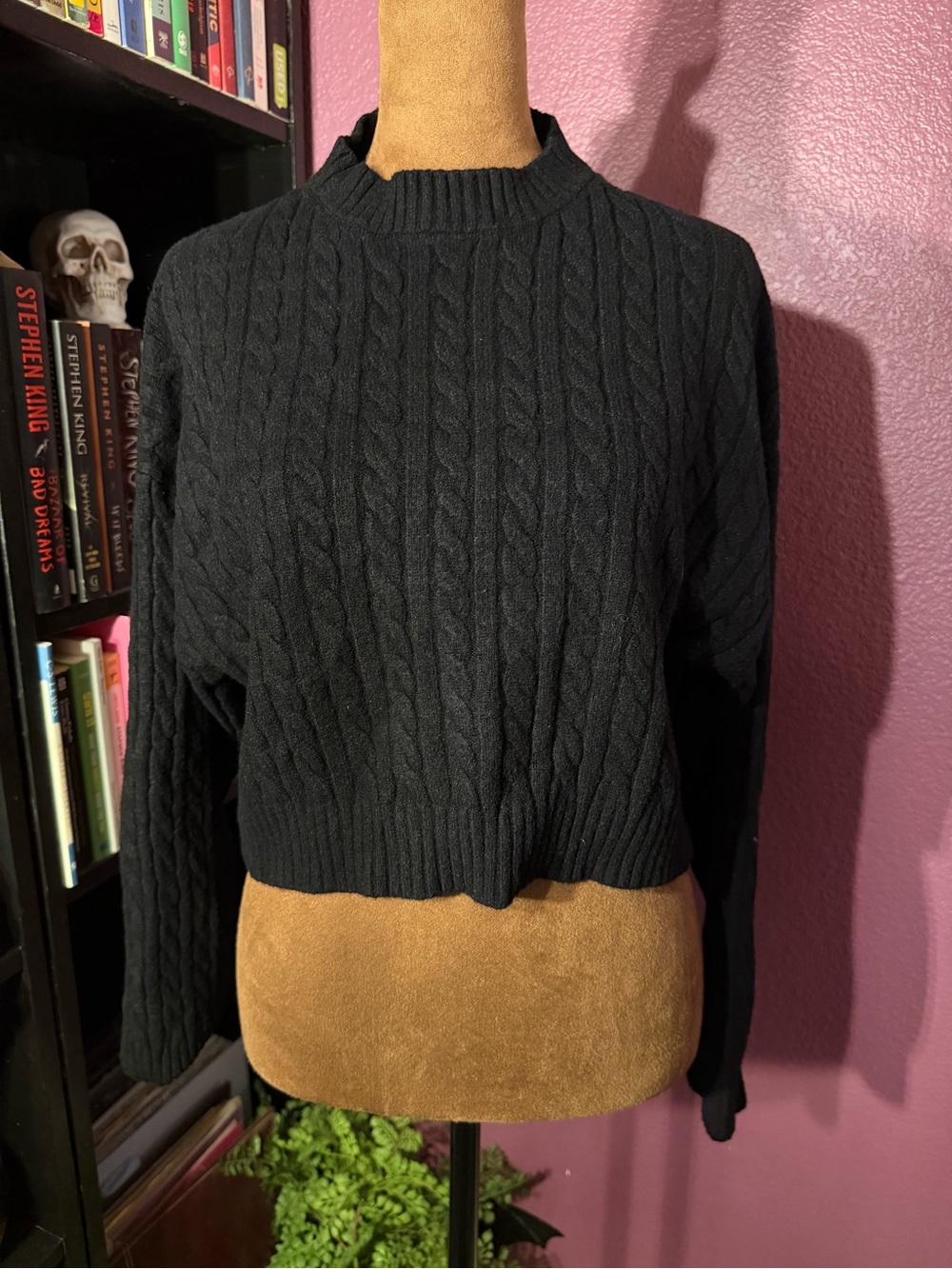 Black cropped Cable-Knit long sleeve Sweater - Classic Crewneck- so soft!